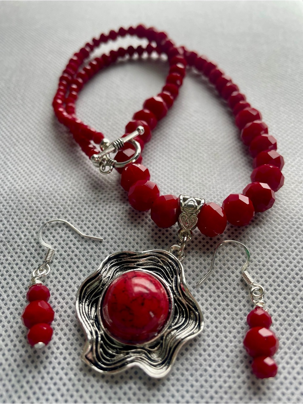 Red Beaded Necklace and Earrings Set with Silver Flower Pendant